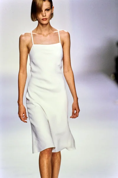 Look 25